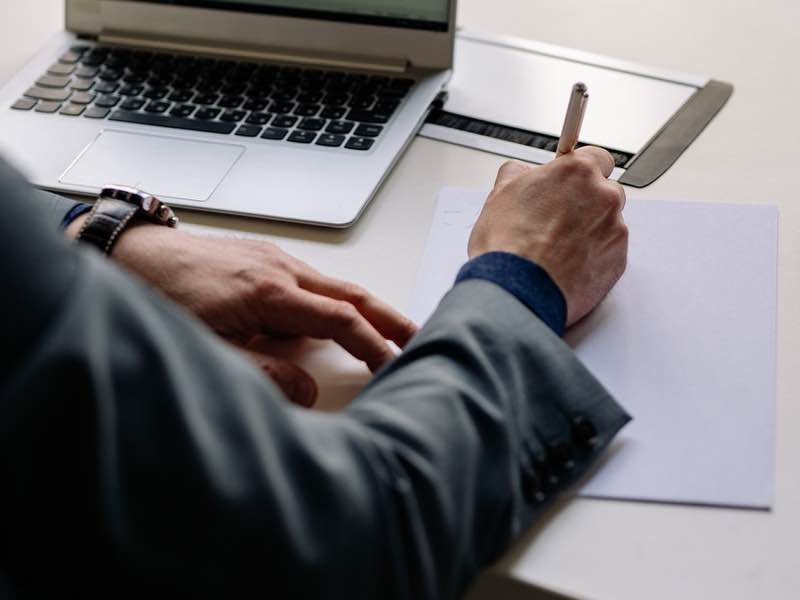 What you need to know before signing a lease or tenancy agreement